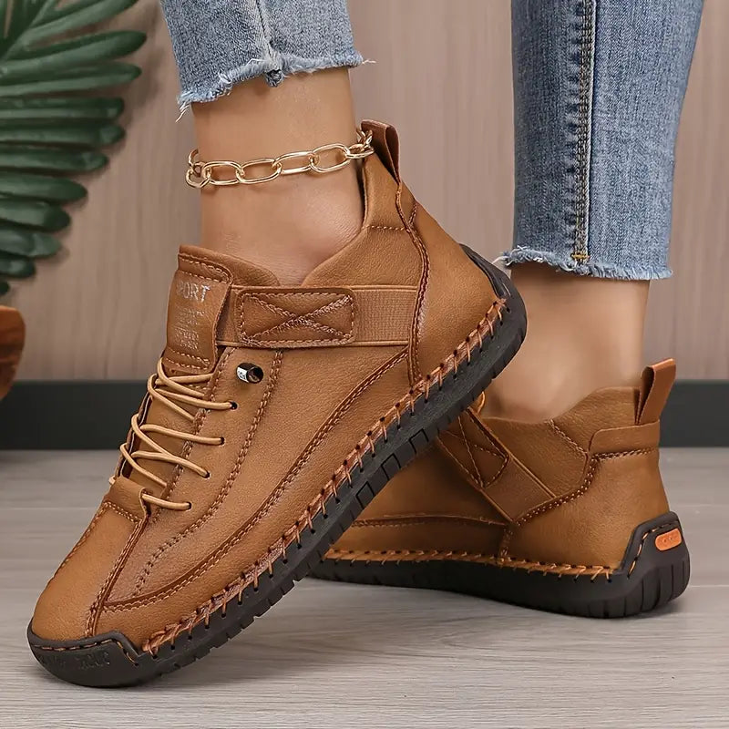 Mia Orthopaedic Trainers